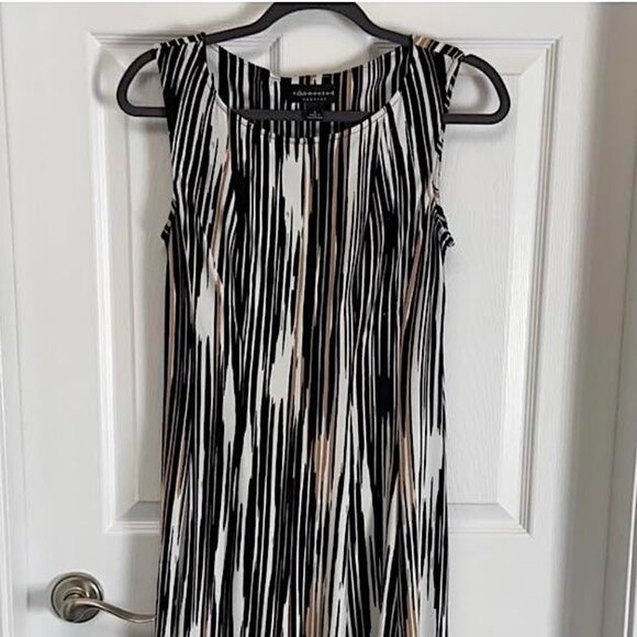 Cute Connected Sleeveless Dress Black, Camel, White Design So Flattering! - Picture 2 of 7